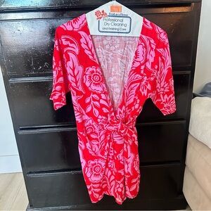 AMISU Bright Pink & Red Floral Wrap Romper size4